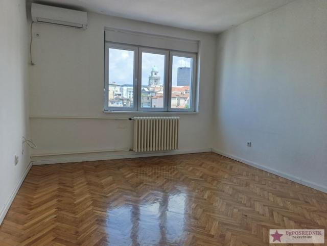 Fotografija stana 1 od 24