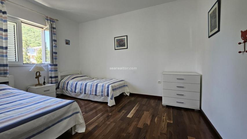 Geräumige Zweizimmerwohnung (90 m²) mit Meerblick - Donja Lastva, Tivat