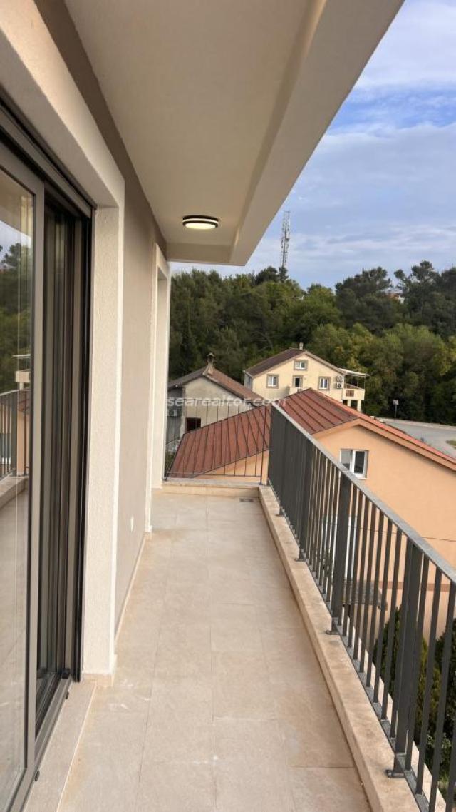Moderne 2-Zimmer-Wohnung mit Meerblick – Top Lage