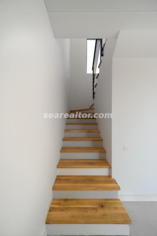Modern Townhouses with Panoramic Views of Tivat Bay