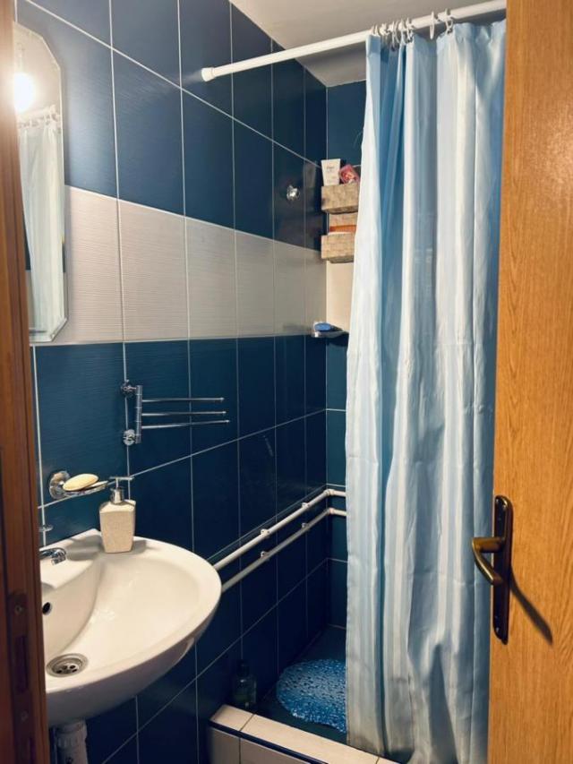 House for Sale in Žabljak – Great Location, Ideal for Living or Tourism!