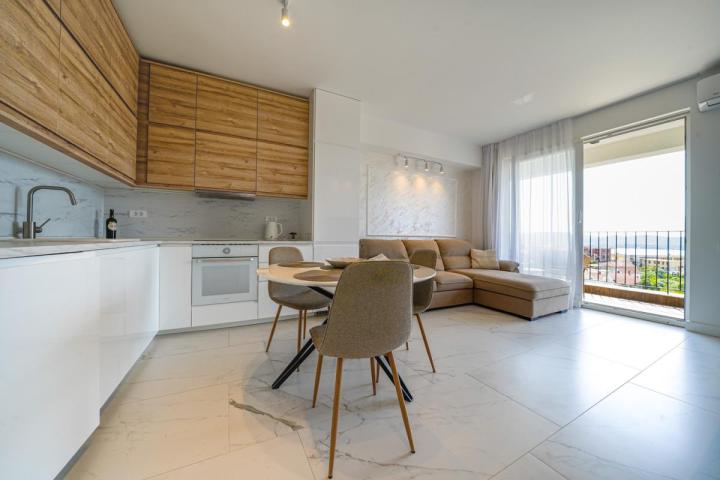 For sale: New two-bedroom apartment with sea view