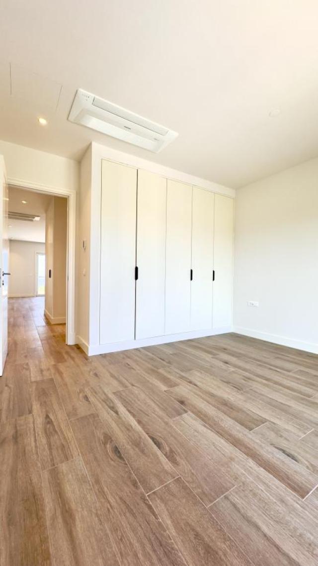 Two-Bedroom Apartment 98m² in Luštica Bay – Centrale, Tivat