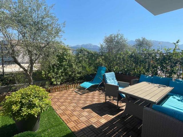 Modern One-Bedroom Apartment with Sea View in Tivat, Just 50m from the Sea
