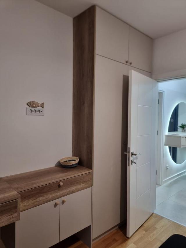 For rent: One-bedroom apartment 46 m2, Tivat