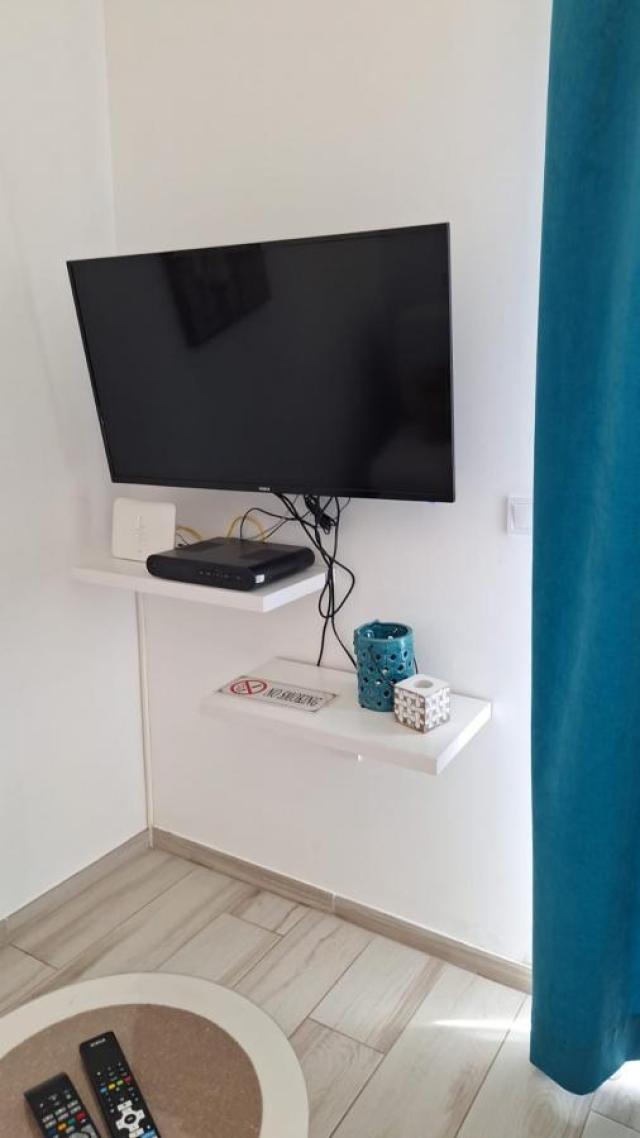 Urbanized Plot of 1700m2 with House Under Construction in Kotor, Kavac, Sea View of Tivat Bay