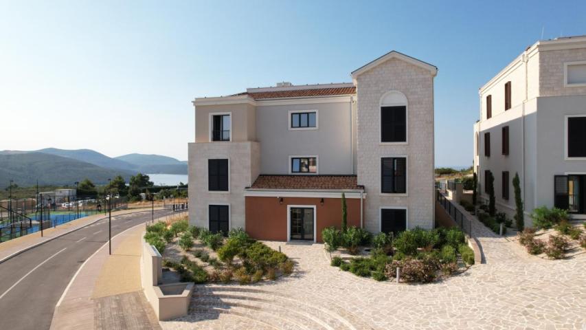 Two-Bedroom Apartment 98m² in Luštica Bay – Centrale, Tivat