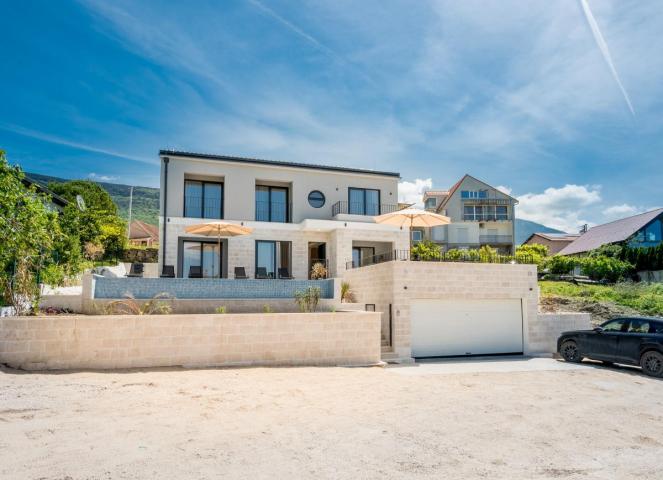 Luxury villa with pool and sea view, Tivat