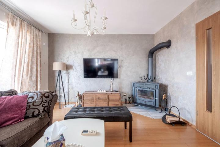 Comfortable 2 bedroom apartment with sea view in Lazi area, Budva
