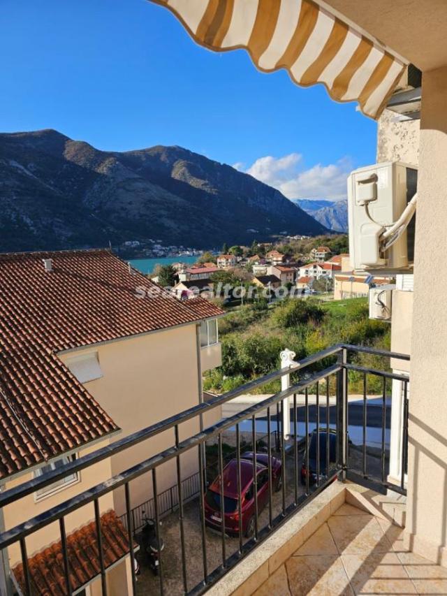 3-Bedroom Duplex Apartment with Sea View - Dobrota, Kotor