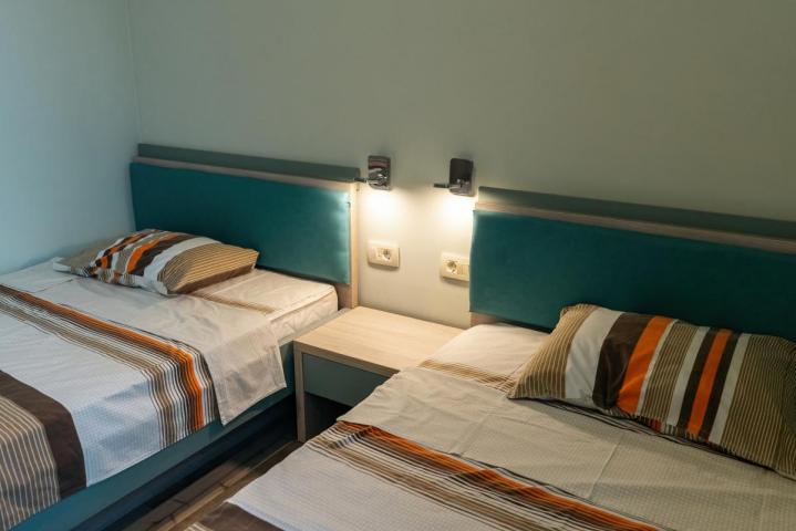 Beautiful 3-Bedroom Apartment for Sale, 130 m2 + 104 m2 Terrace, Bečići, Sea View, Parking