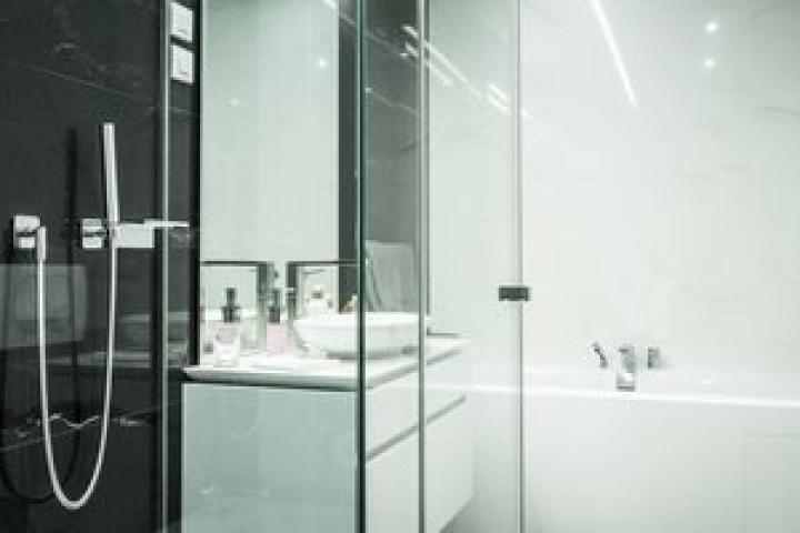 Brilliant three-bedroom penthouse, Budva, 241-307m2