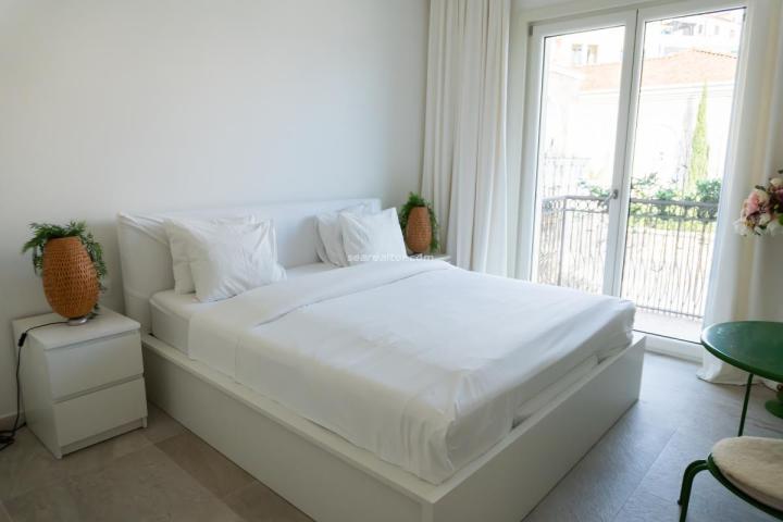 Luxurious apartment in Luštica Bay with pool and sea view