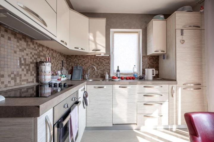 Comfortable 2 bedroom apartment with sea view in Lazi area, Budva