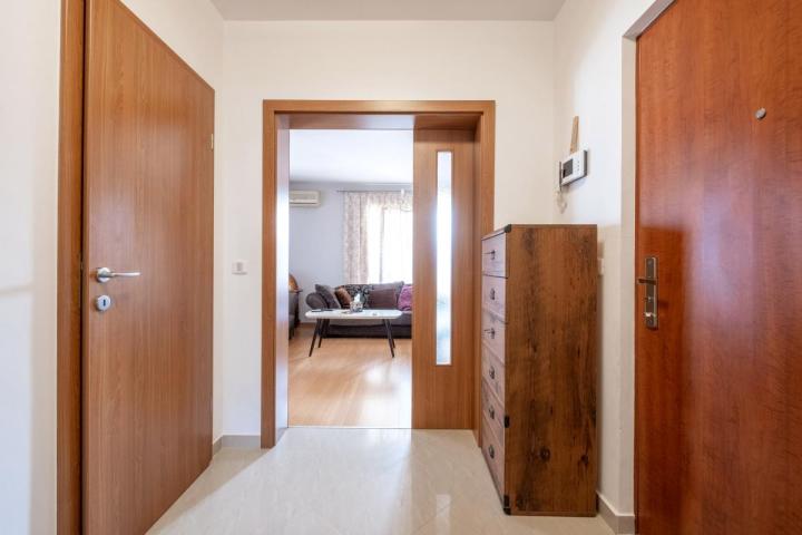 Comfortable 2 bedroom apartment with sea view in Lazi area, Budva