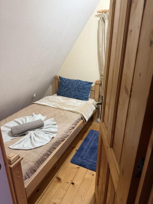 For Sale: Two-Bedroom House in Žabljak