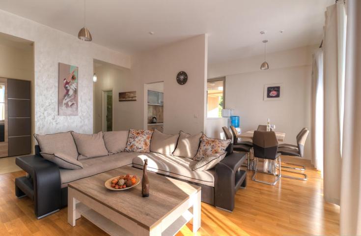 Three-Bedroom Apartment 189m2 for Sale, Sea View, Budva