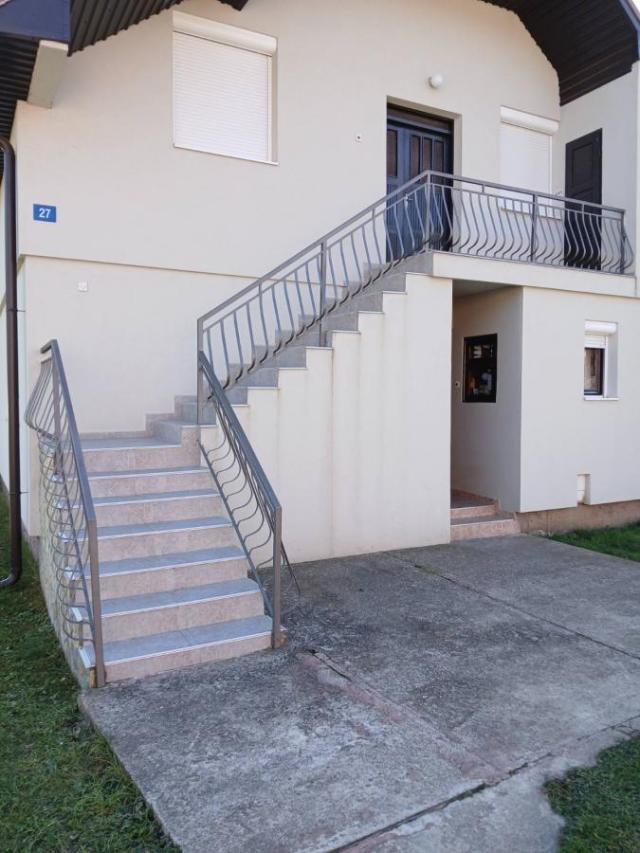House for Sale in Mojkovac – 2 Floors, Renovated, 180m2