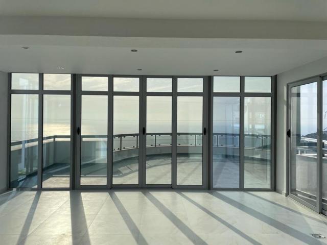 Luxurious penthouse for sale, sea view, 241 m2 Bar