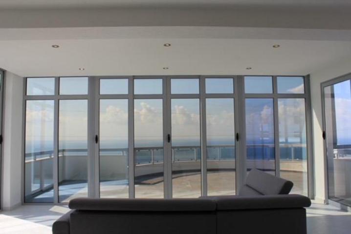 Luxurious penthouse for sale, sea view, 241 m2 Bar