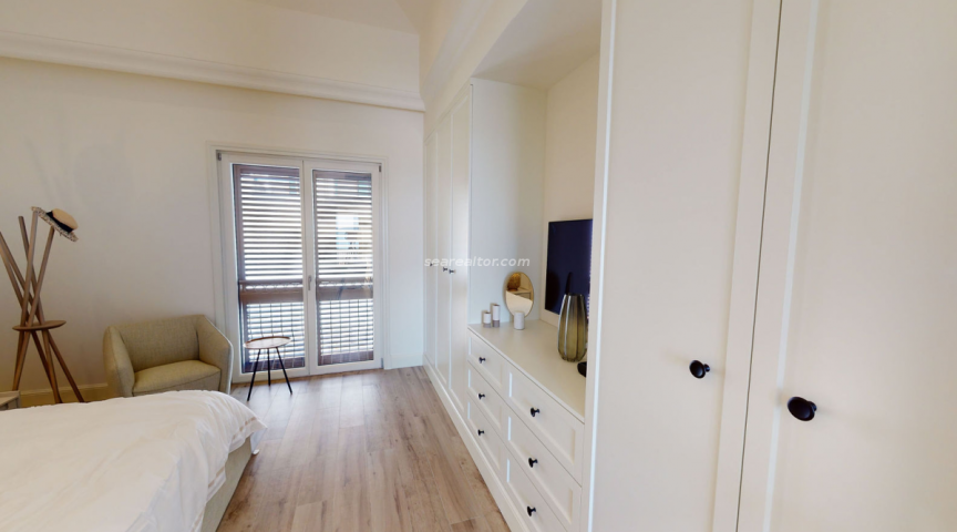Luxurious one-bedroom apartment 74m2 with sea view - Luštica Bay