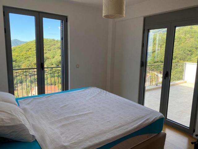 Luxury 2-bedroom apartment with a sea view in Budva for sale