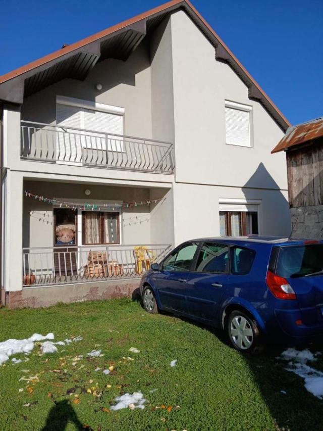 House for Sale in Mojkovac – 2 Floors, Renovated, 180m2