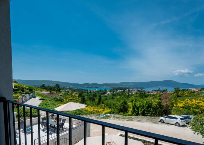 Luxury villa with pool and sea view, Tivat