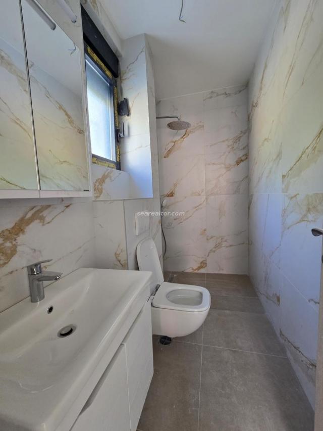 New two-bedroom apartment in Tivat - sea view