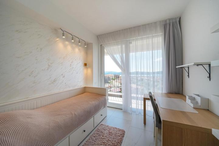 For sale: New two-bedroom apartment with sea view