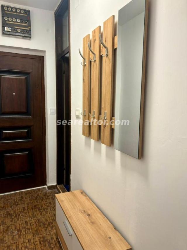 One-bedroom Apartment for Rent with Sea View in Risan