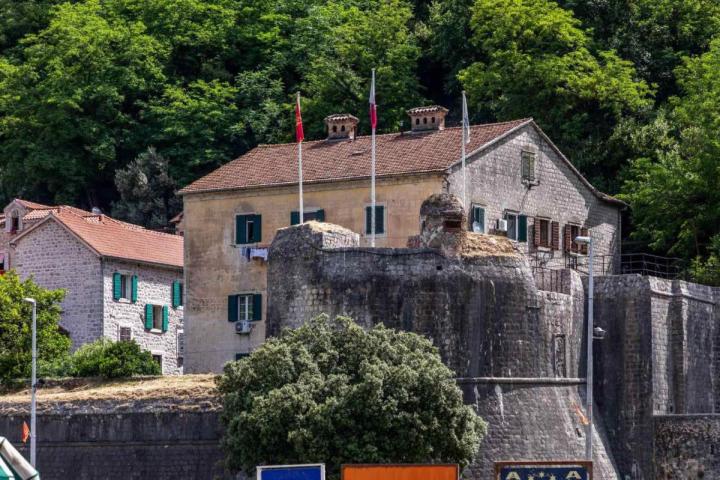 For rent two-floor apartment-Kotor