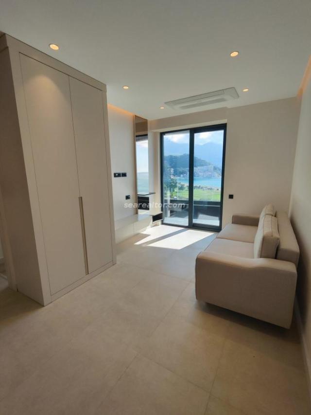 Modern Apartment in Bečići with Sea View – 190 m²
