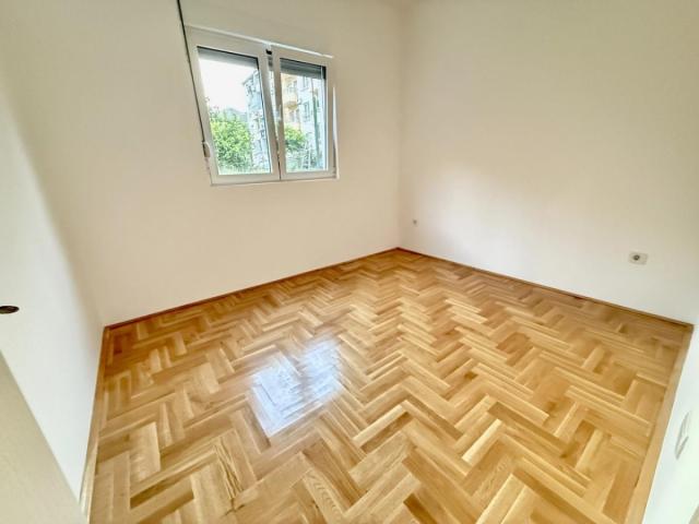 One-Bedroom Apartment in a New Building in Budva, Near the City Center – Large Terrace, New Construc