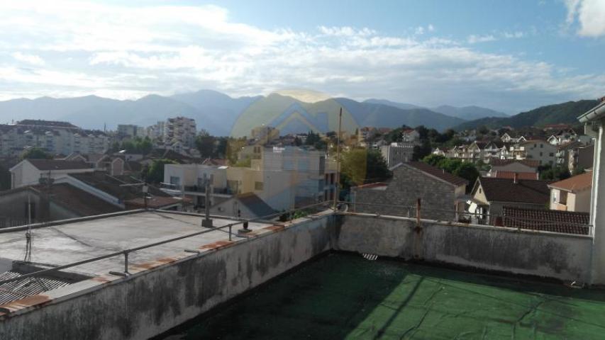 House for sale in Tivat with sea view
