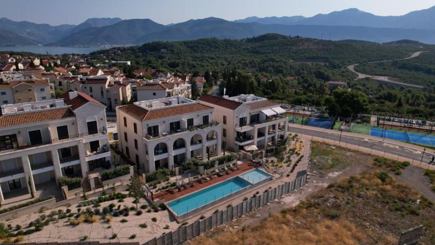 Two-Bedroom Apartment 98m² in Luštica Bay – Centrale, Tivat