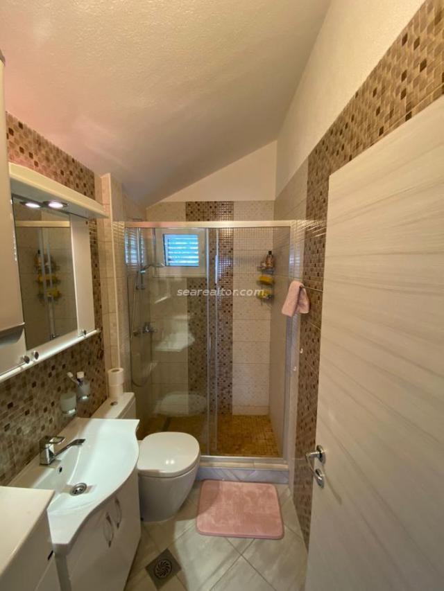 Penthouse in Sveti Stefan with sea view