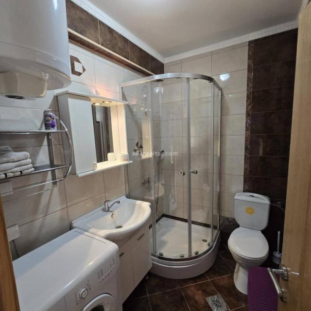 One bedroom apartment with sea view, Tivat