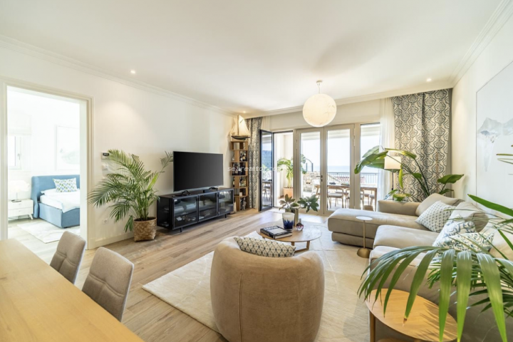 Luxurious two-bedroom apartment 105m2 with sea view - Luštica Bay