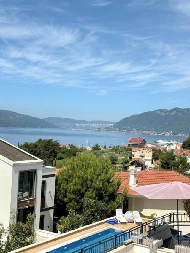 Two-room apartment 70m2 with sea view and swimming pool - Tivat, Kava