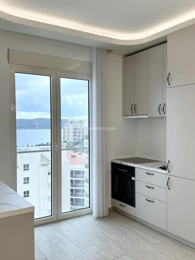 Two-Bedroom Apartment, 74 m², Bečići, Budva, 7th Floor