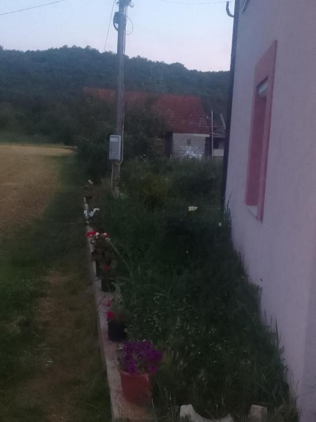 Two-Storey House of 140m2 for Sale in Miločani, Nikšić