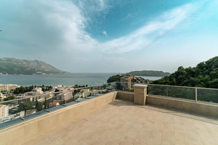 Penthouse Apartment for Sale, 127 m2 + 130 m2 Terrace, Bečići, Sea View, Garage, Rooftop Access