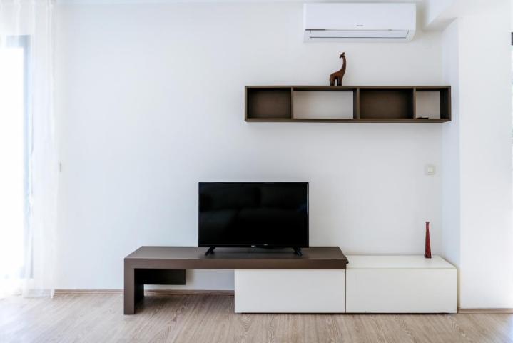 Beautiful 3-Bedroom Apartment for Sale, 130 m2 + 104 m2 Terrace, Bečići, Sea View, Parking