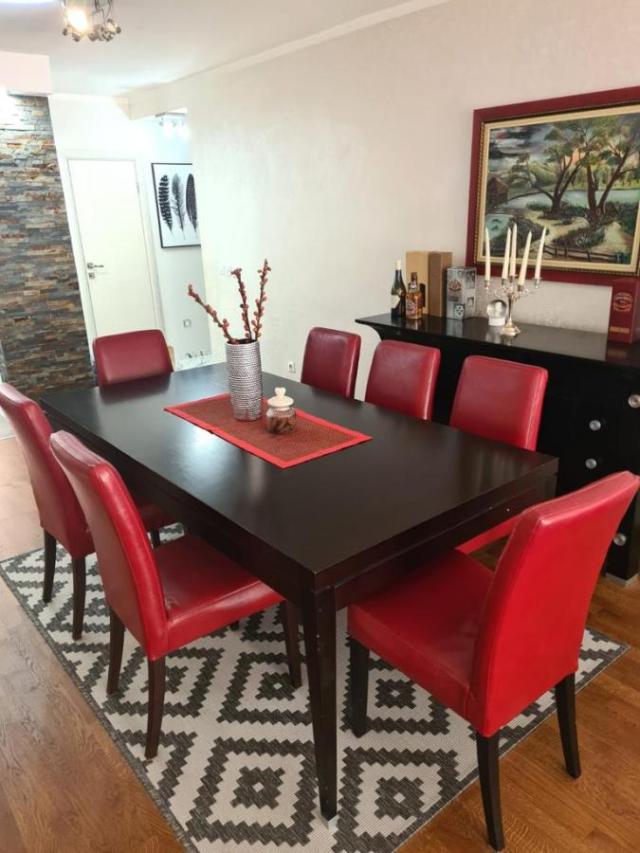 Beautiful three-room apartment in Budva