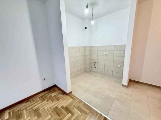 One-Bedroom Apartment in a New Building in Budva, Near the City Center – Large Terrace, New Construc