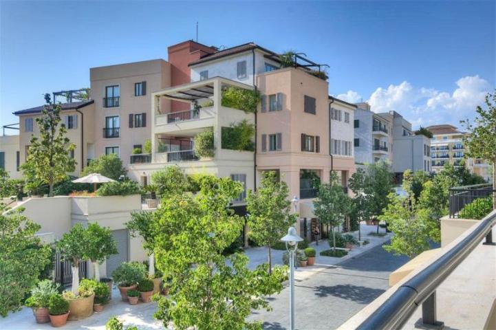 Modern two bedroom apartment, with a large terrace, in Zeta residence, Porto Montenegro
