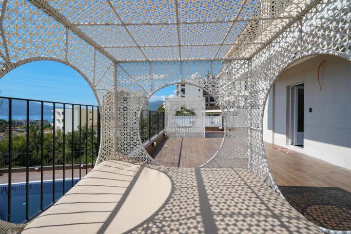 For sale: New two-bedroom apartment with sea view
