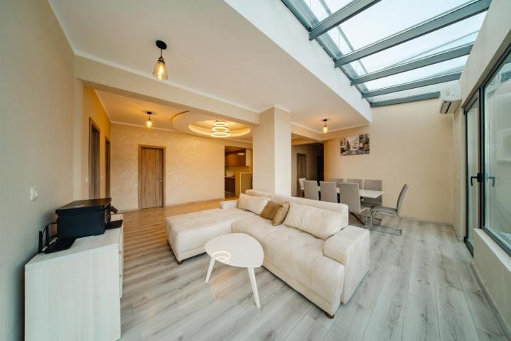 Penthouse Apartment for Sale, 127 m2 + 130 m2 Terrace, Bečići, Sea View, Garage, Rooftop Access