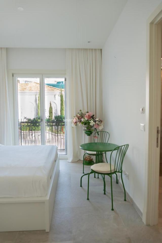 Luxurious apartment in Luštica Bay with pool and sea view